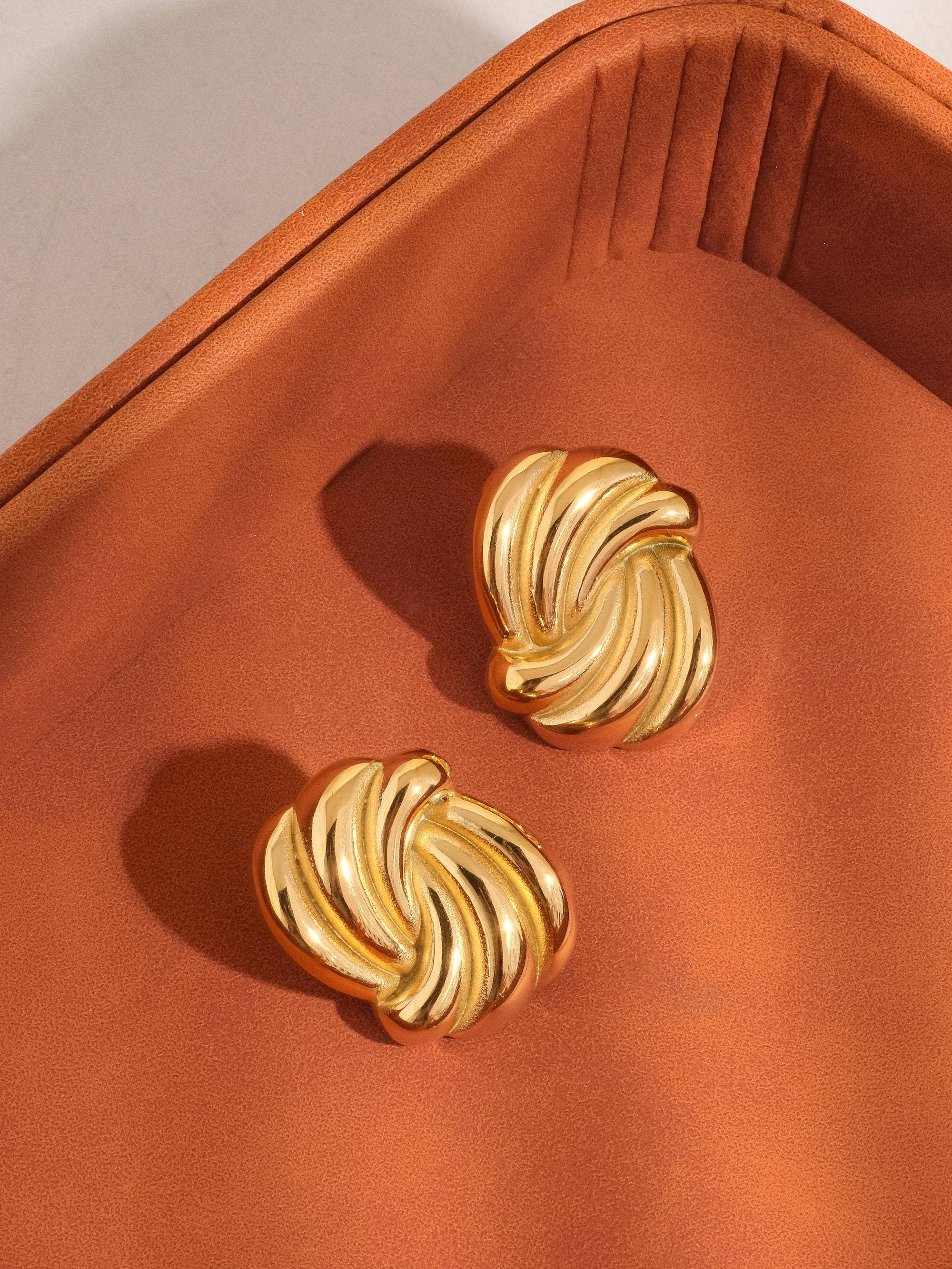 Ashton 18K Gull øredobber